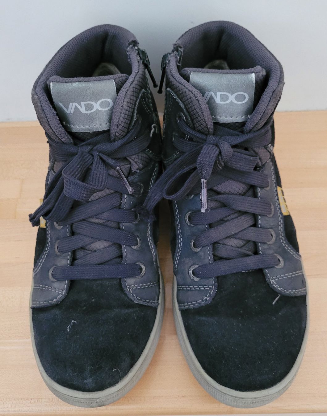Scarpe per ragazzi: Vado Sneaker Halbschuhe blau Gr. 37 halbhoch – Usato da Widnau venduto da kerstinlo 1