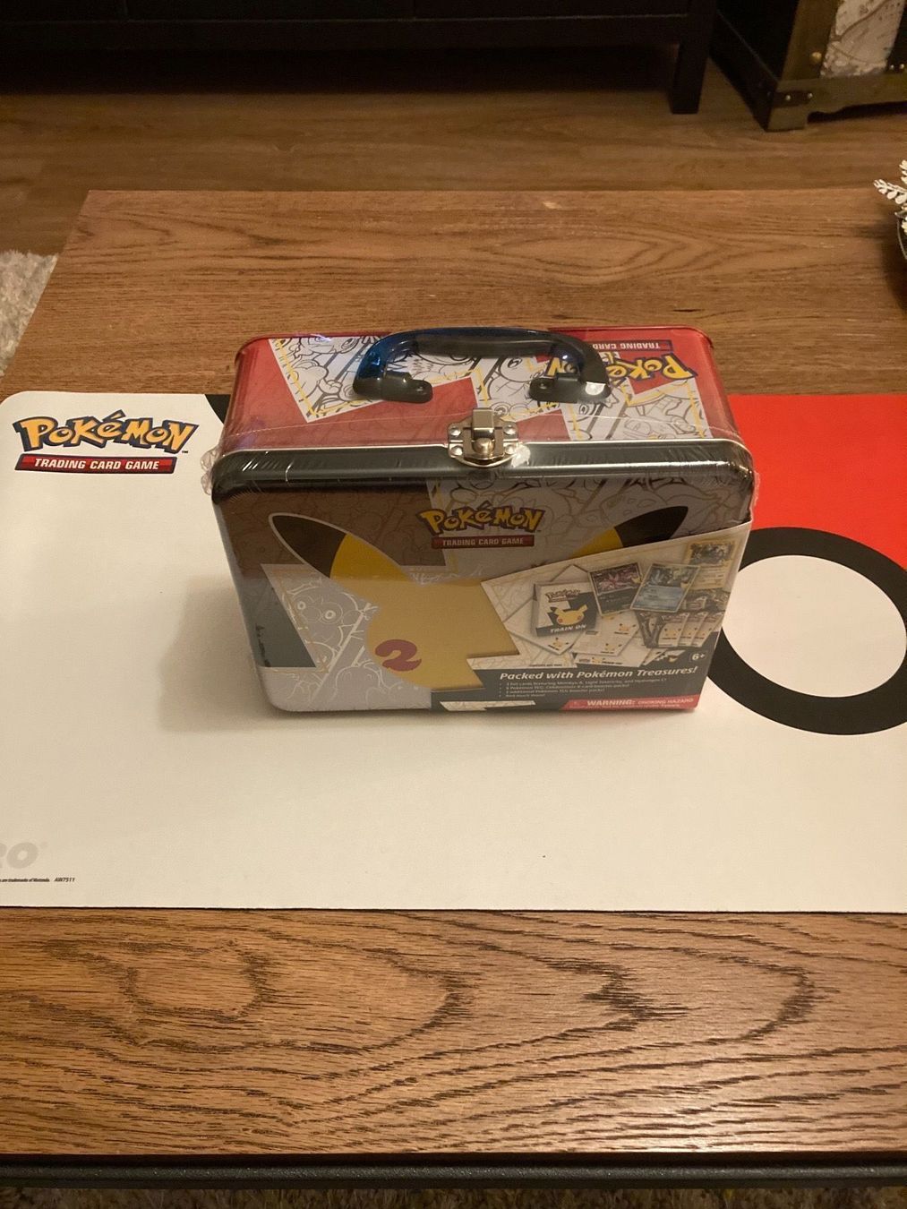 Pokémon Carte collezionabili: Pokemon Celebrations Sammelkoffer ENG – Usato da Küssnacht am Rigi venduto da Ebikoner