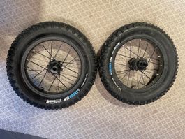 Dirty Hero Laufrad, Radsatz 12 Zoll
