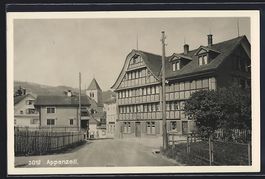 Appenzell, Strassenpartie mit Turmblick