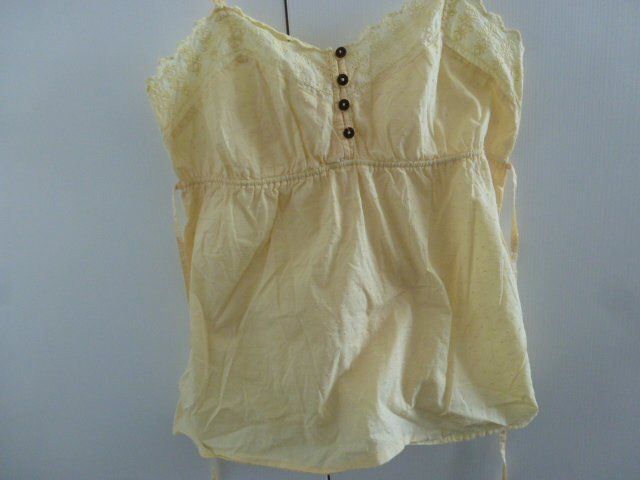 Top: Top / Bluse – Usato da Luzern venduto da Ankerli 7