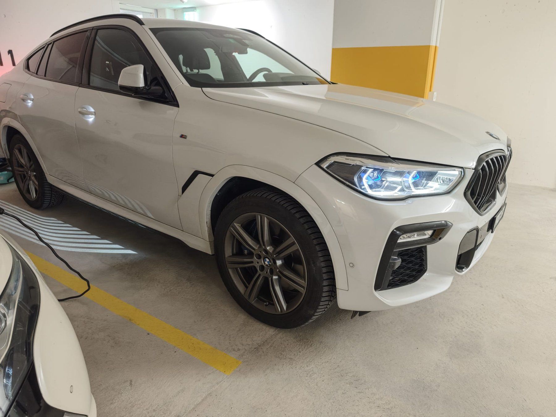 BMW Automobili: BMW X6 M50d – Direktkauf oder Leasingübernahme – Usato da Sattel venduto da petersd0042 9