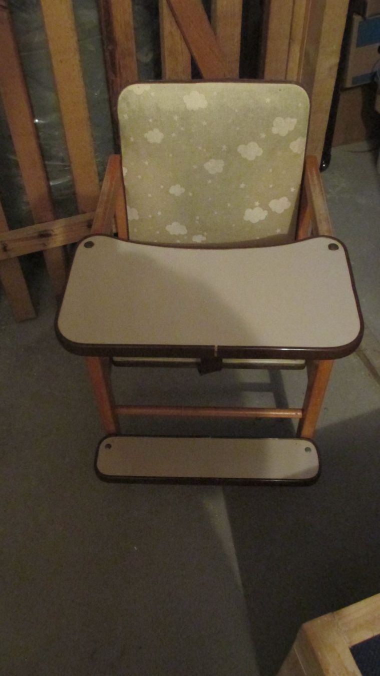 Ikea Seggioloni: Chaise haute pour enfant – Usato da Delémont venduto da yvania 1