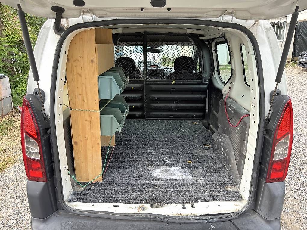 Veicoli commerciali: Peugeot Partner 1.6i (COLLAUDATO) – Usato da Agno venduto da jonnyautosagl 2