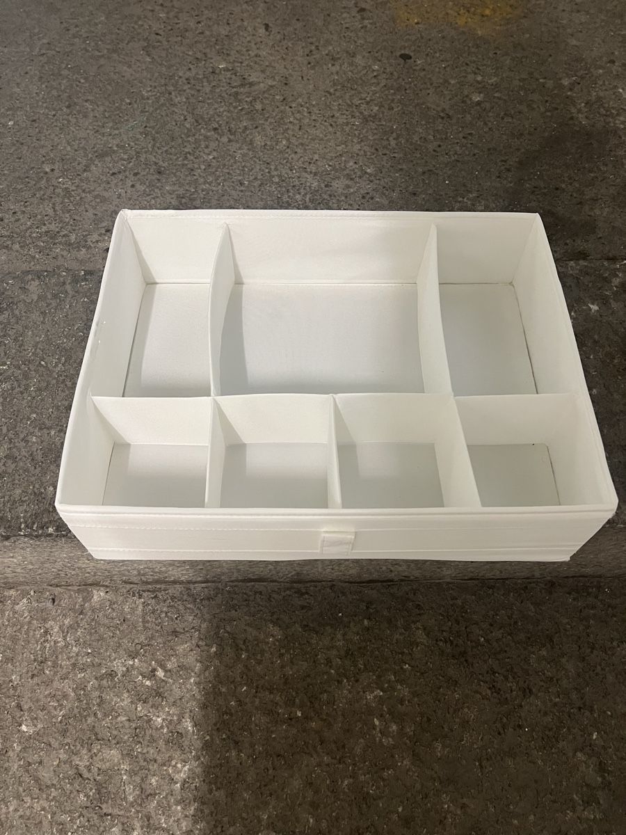 Ikea Contenitori & Simili: Aufbewahrungsbox mit Fächern – Usato da Zürich venduto da Muriel_Noemi