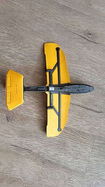 Spielzeuge: Avion telecommandé Silverlit Hornet Evo comme neuf – Gebraucht aus Trélex von emm_rz7g 3