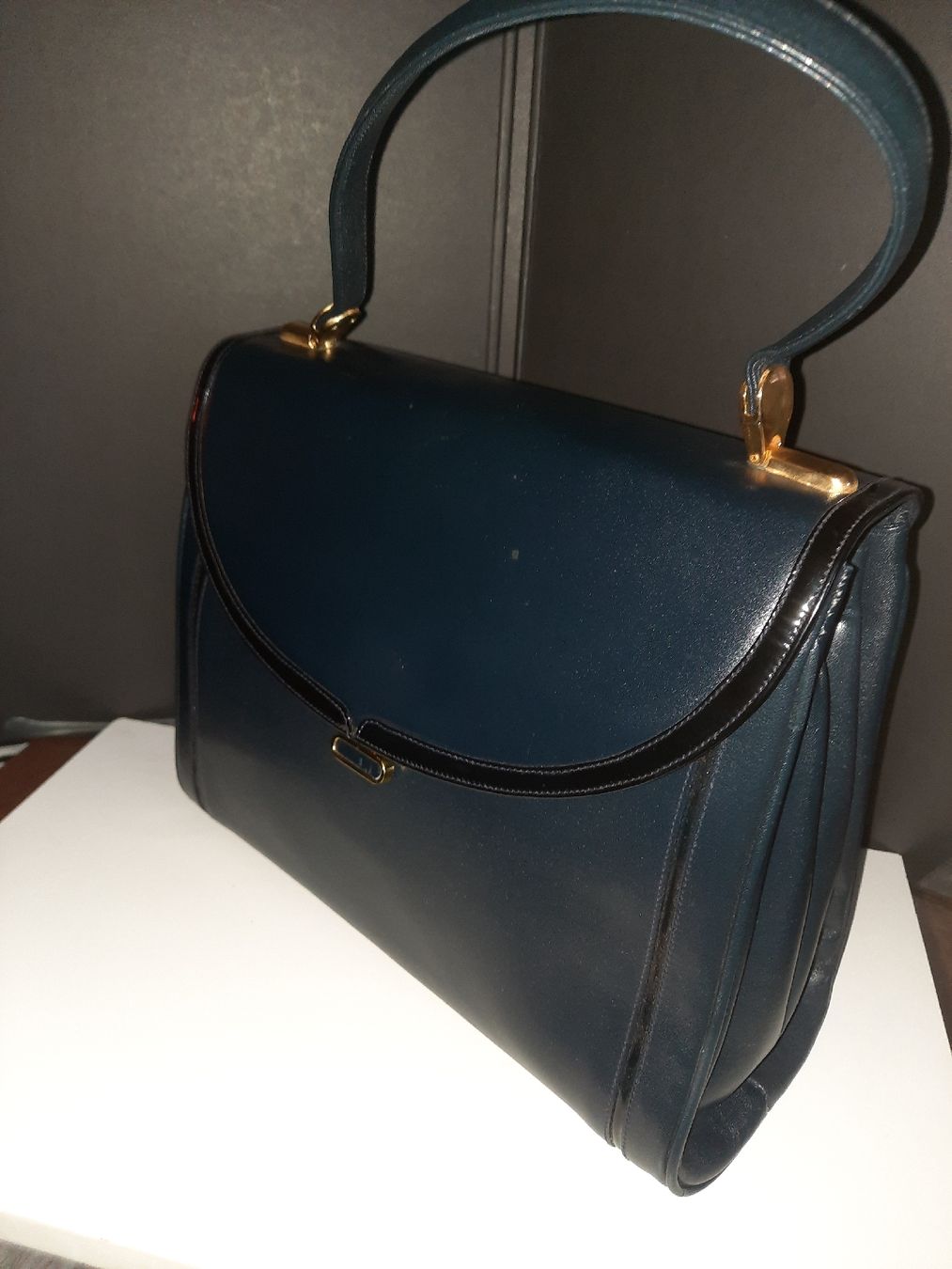 Taschen für Damen: Borsa Vintage in pelle – Gebraucht aus Biasca von Old_6blh 1