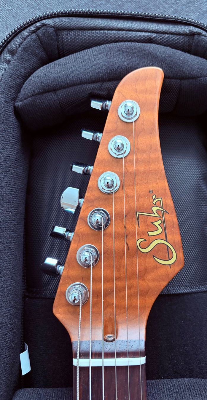 Strumenti musicali: Suhr Classic S - Roasted Maple Neck – Nuovo (secondo la descrizione) da Fribourg venduto da DanielPascal 2