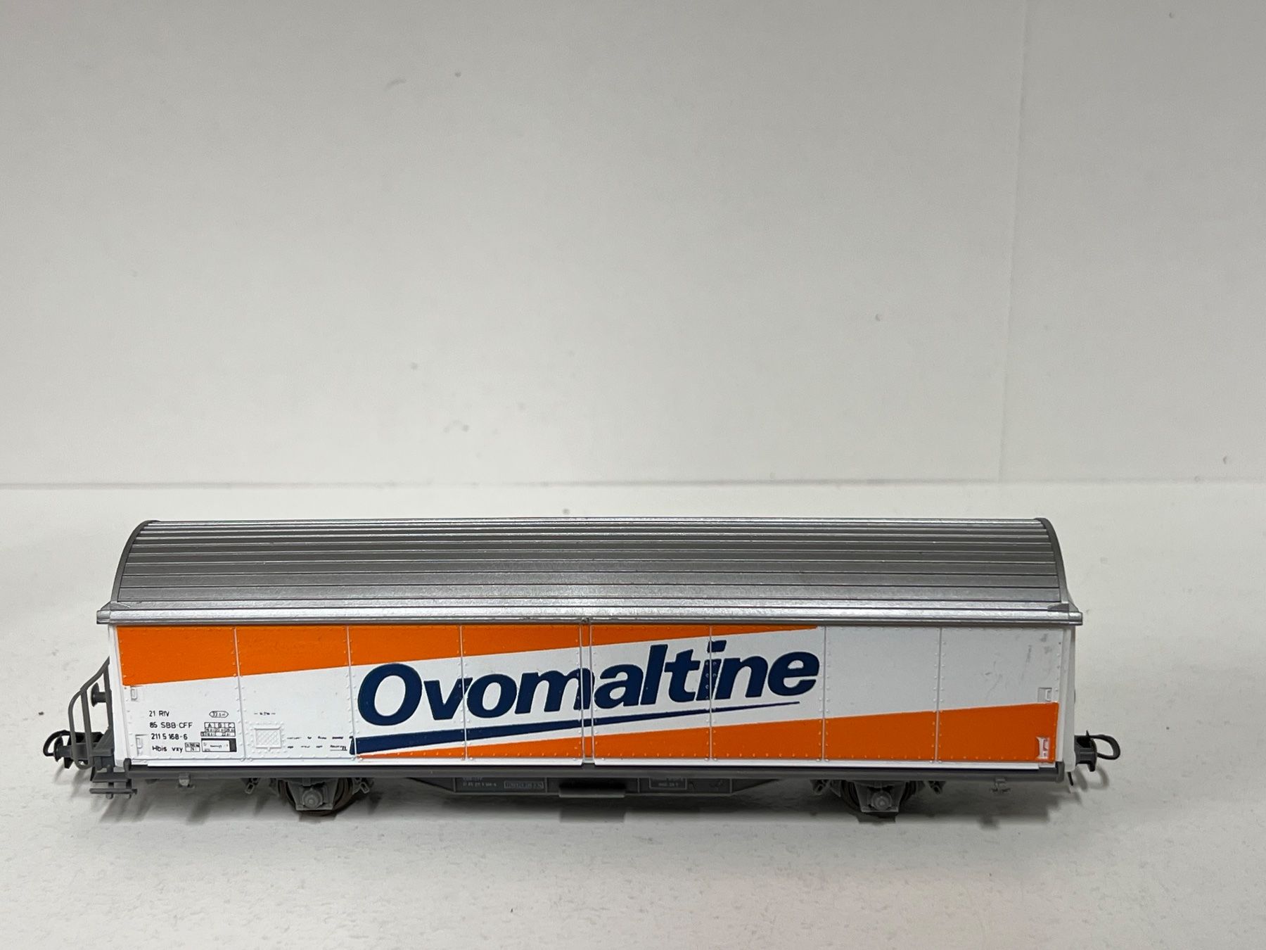 Roco Modellini di ferrovie: Roco Ovomaltine H0 DC – Usato da Geroldswil venduto da TopTrain54