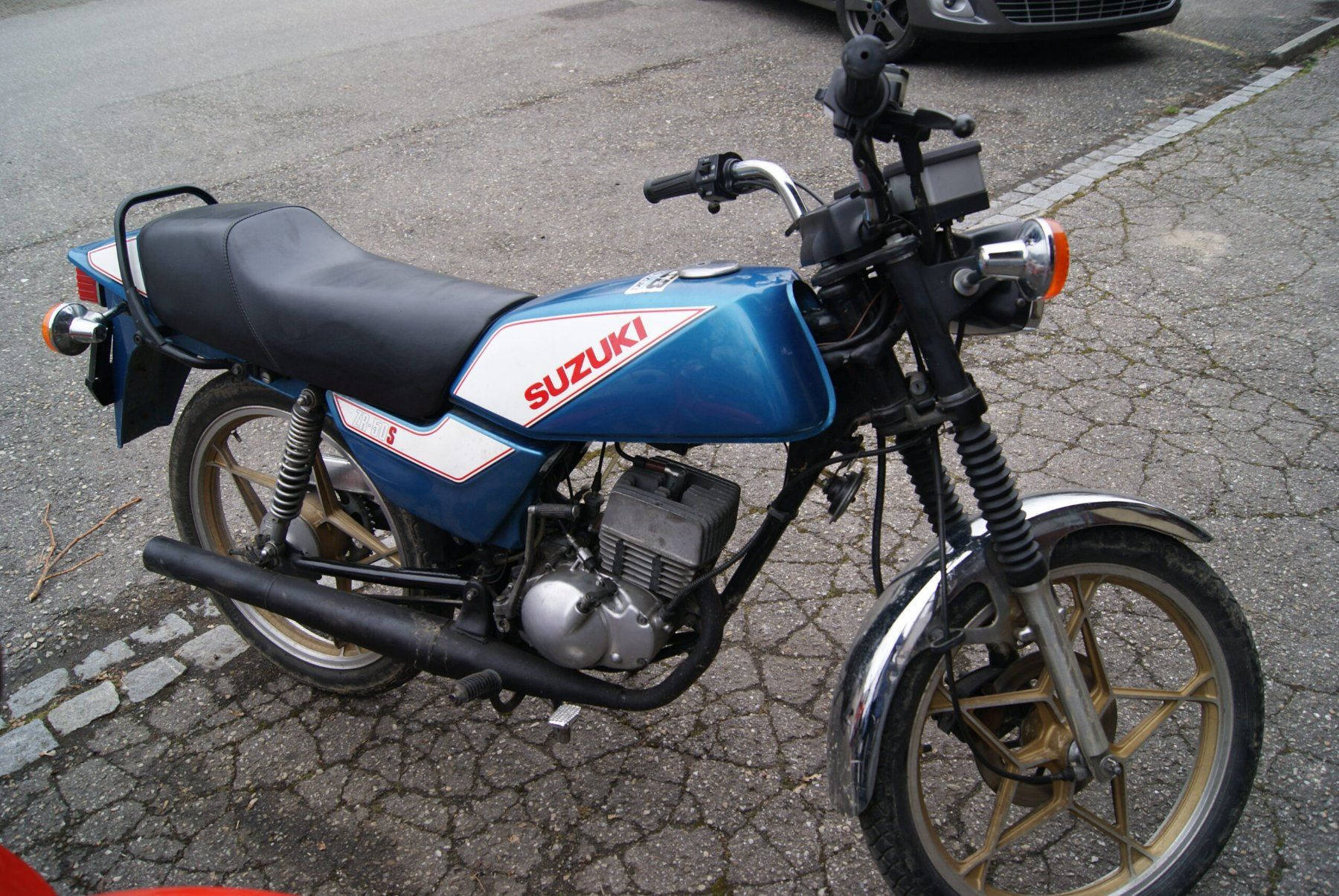 Suzuki Strada: Suzuki ZR 5 S  45km oder offen 80kmh – Usato da huttwil venduto da Pakora 2