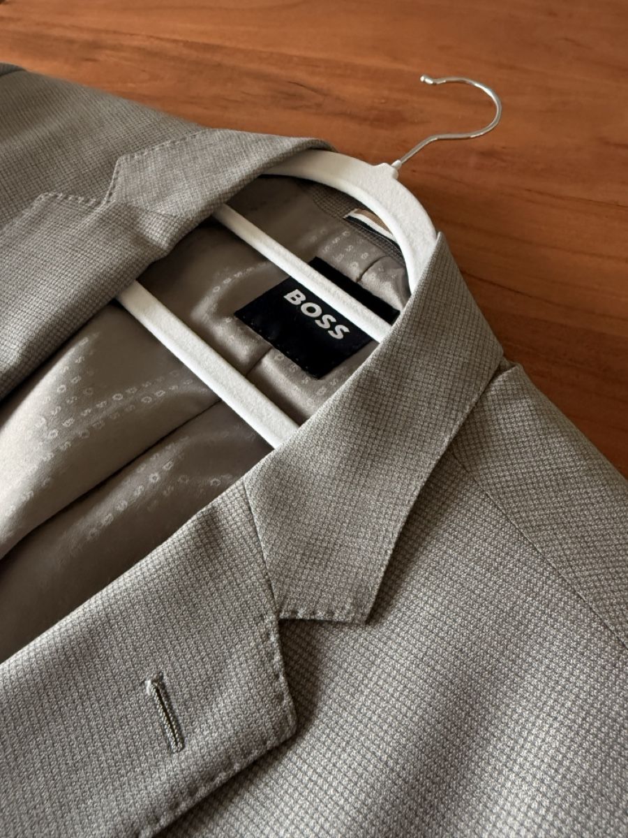 Hugo Boss Giacche: Hugo Boss Männerblazer - Grösse L – Nuovo (secondo la descrizione) da Embrach venduto da adri.mayerr