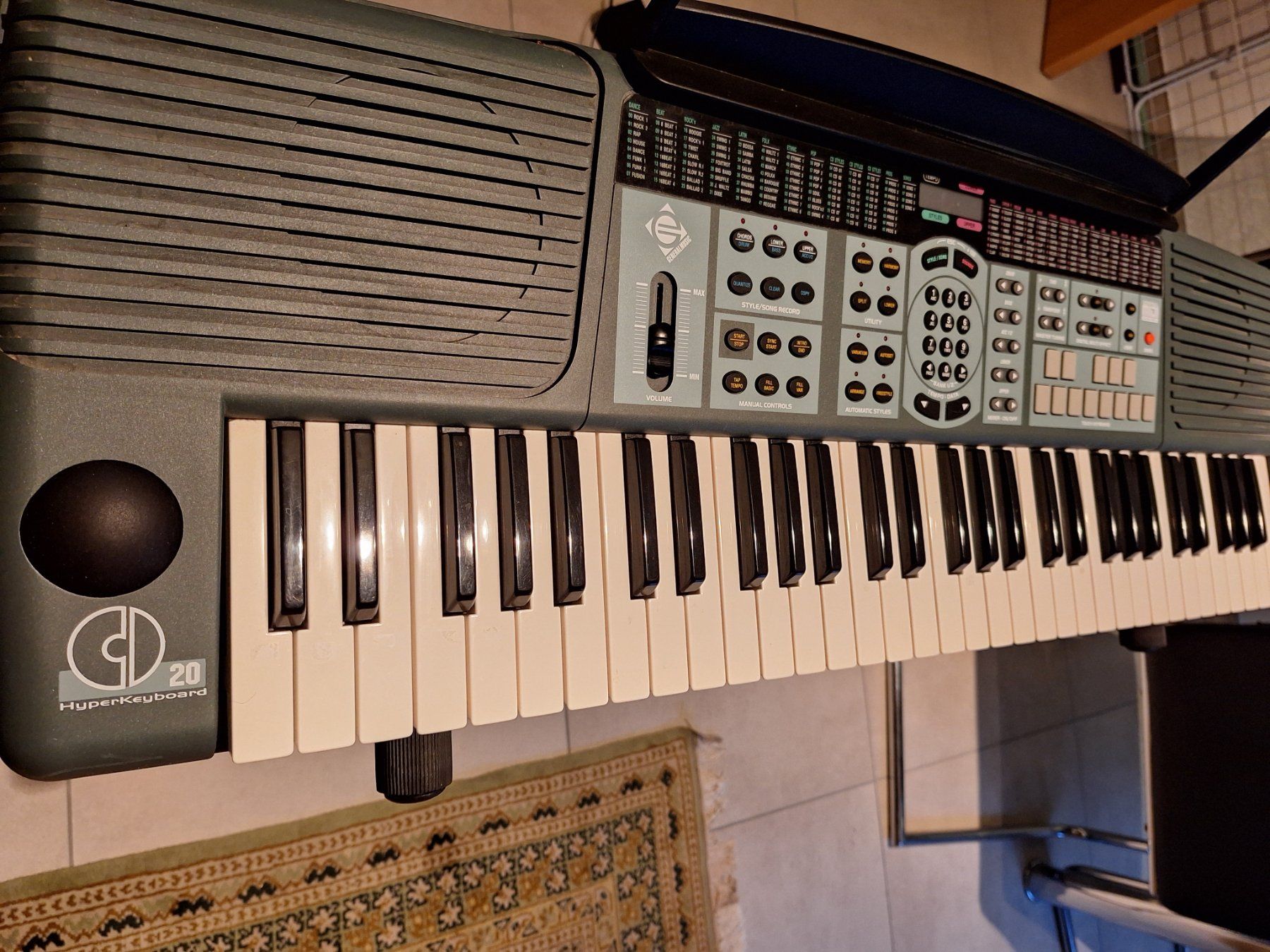 Tastiere: Keyboard Hyper – Usato da Gerlafingen venduto da Mo49
