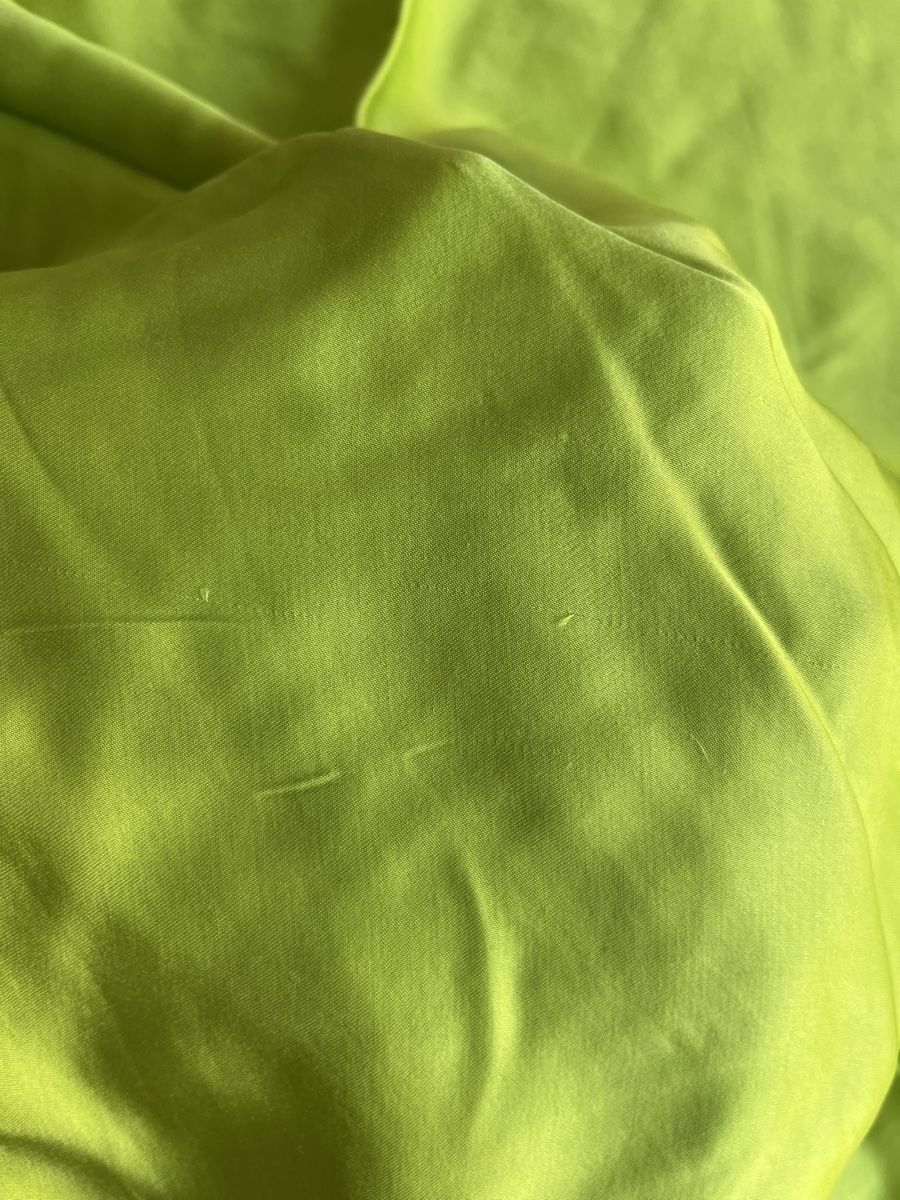 Gonne: Jupe longue verte en satin, Taille S – Usato da Hauterive NE venduto da Lipal 8