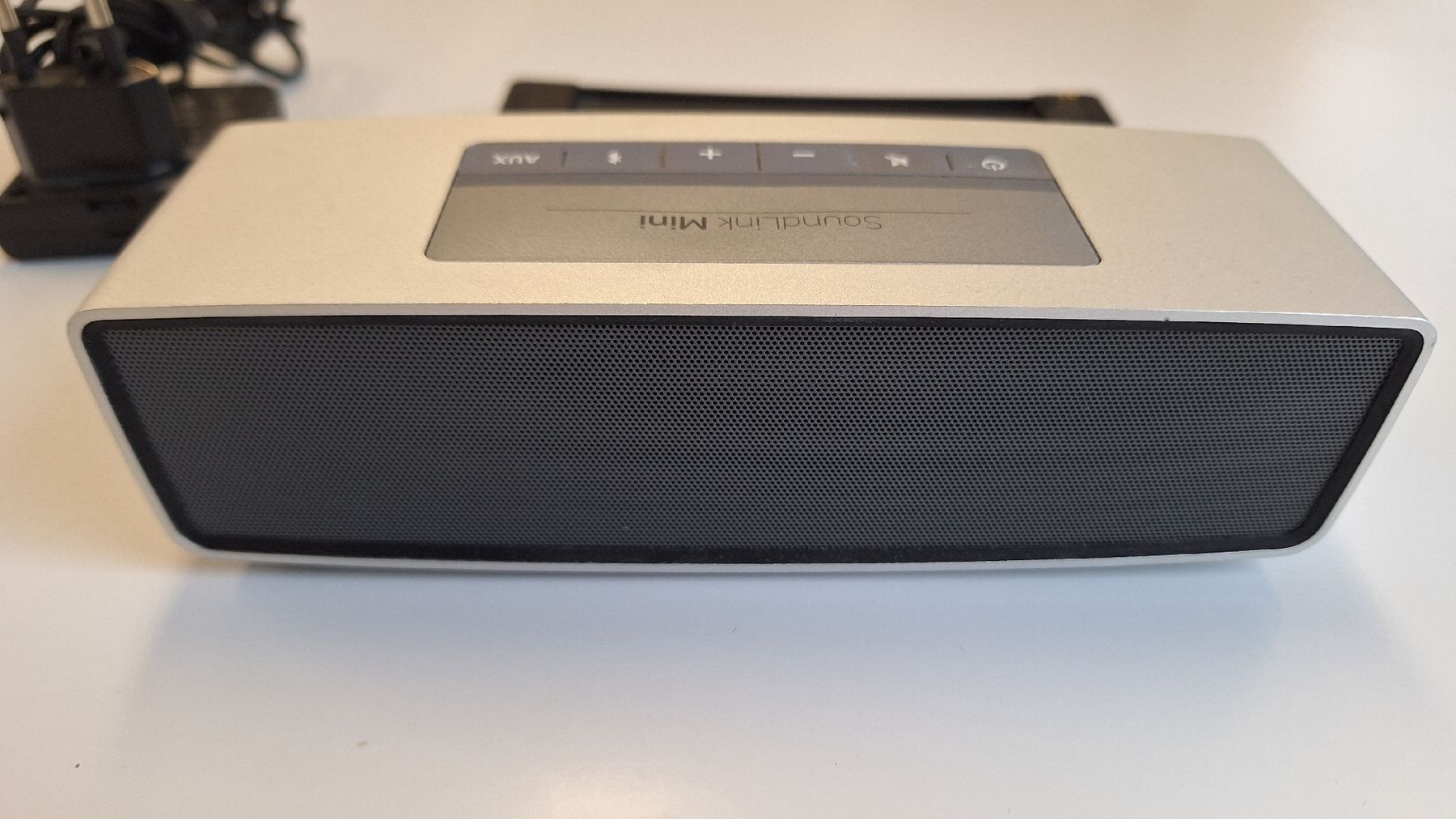 Bose Casse acustiche: Bose SoundLink Mini Bluetooth Lautsprecher silber gebraucht – Usato da Zürich venduto da djoki88 2