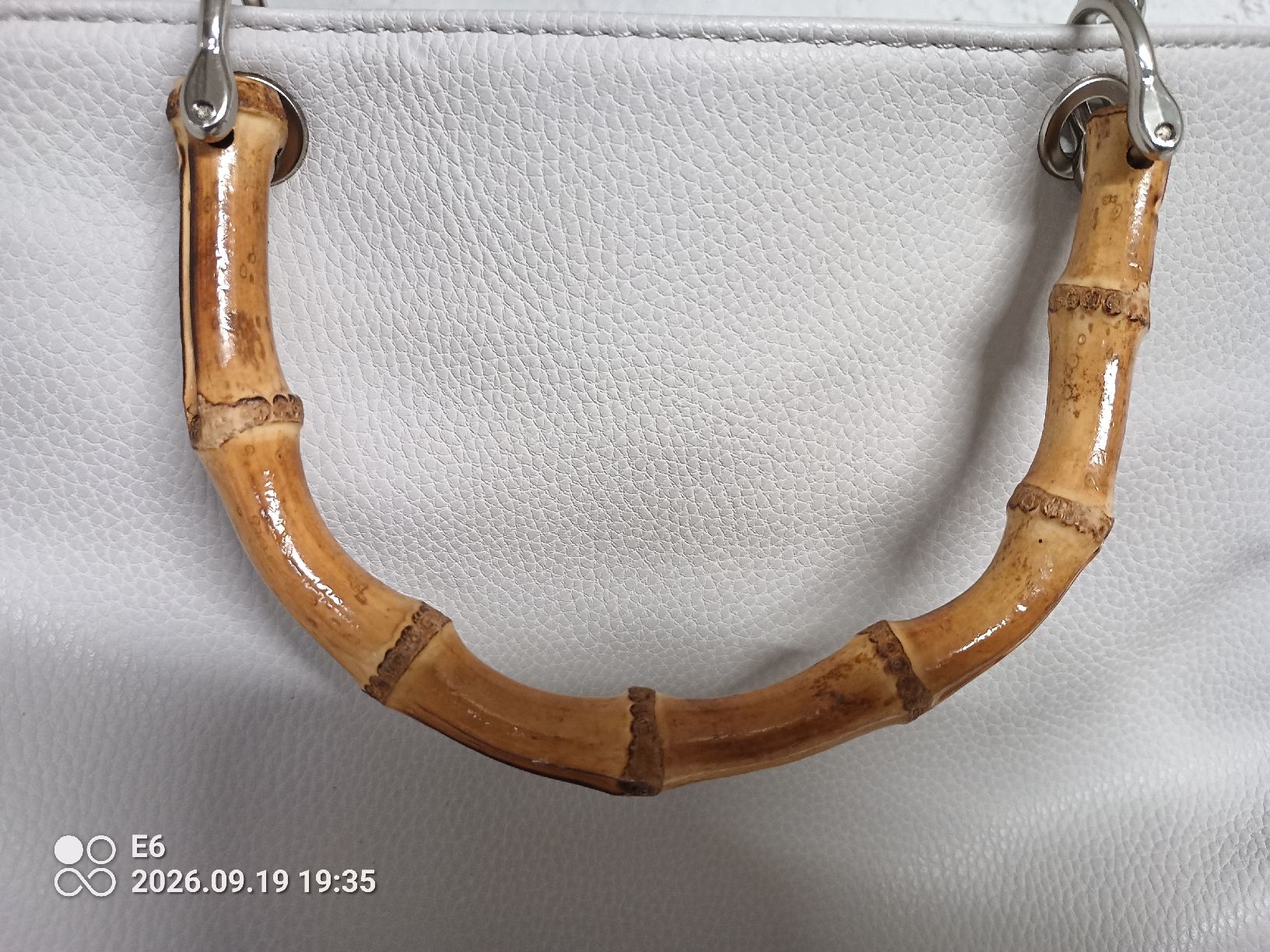 Taschen für Damen: Elegante Tasche Marke: Emily Noah – Neu (gemäss Beschreibung) aus Zürich von Mitzi6 4