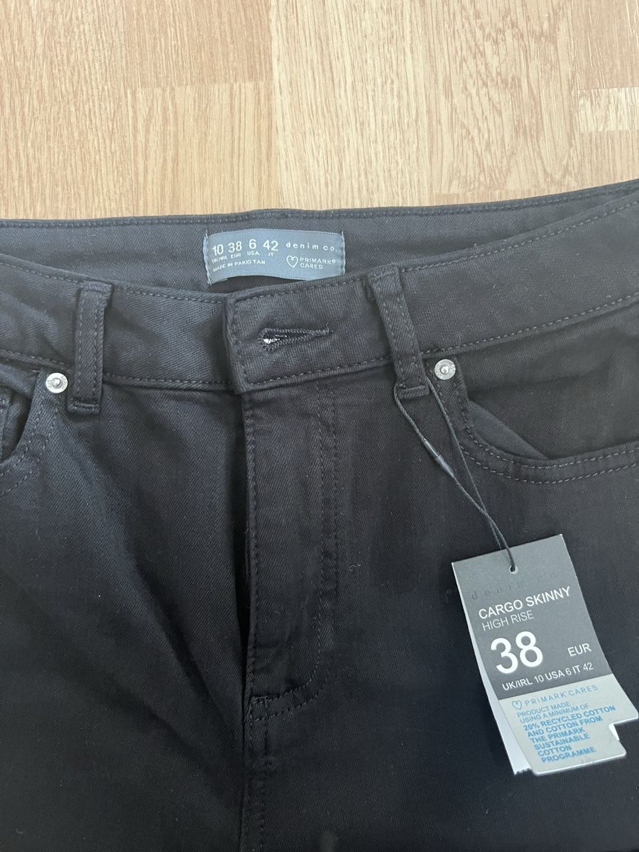 Primark Pantaloni: High Rise Hose Gr. 38 schwarz – Nuovo e nell'imballaggio originale da Brunnen venduto da browneyes_007 3