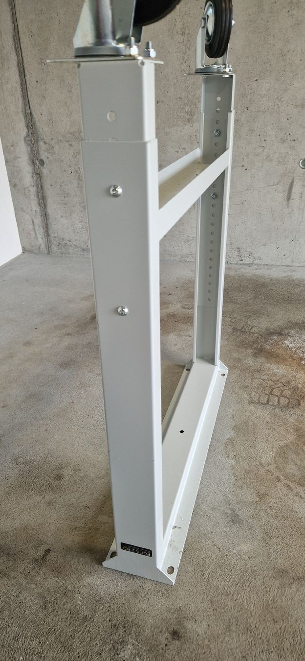 Altre attrezzature per officine: Werkbankfuss höhenverstellbar – Nuovo (secondo la descrizione) da Erlinsbach SO venduto da Bircher199 1
