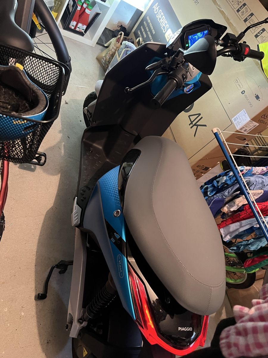 Piaggio Strada: Piaggio 1 Active Elektroroller 60 Km/h – Usato da Tagelswangen venduto da Smokey6 1