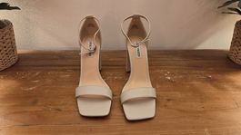 NEU Steve Madden Airy Sandaletten Gr. 40
