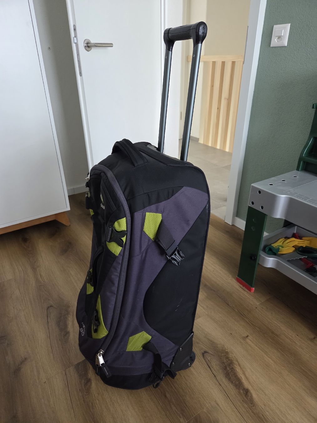 Deuter Valigie: Deuter Helion 80 Reisetasche Rollen / Rucksack – Usato da heiden venduto da Sawyer03 1