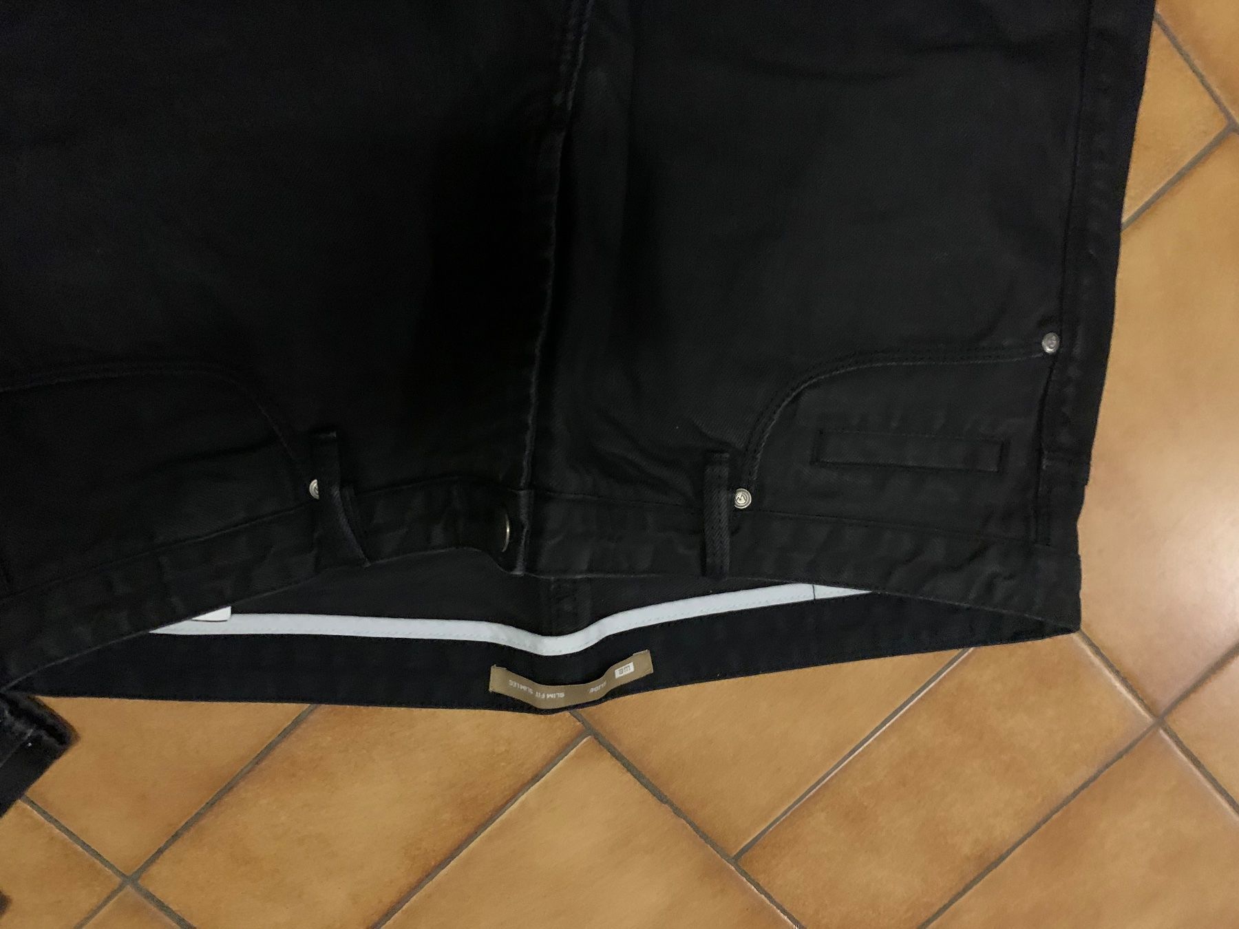 Pantaloni: Pantalon WE taille 38 – Usato da Veyrier venduto da kimedovapa 1