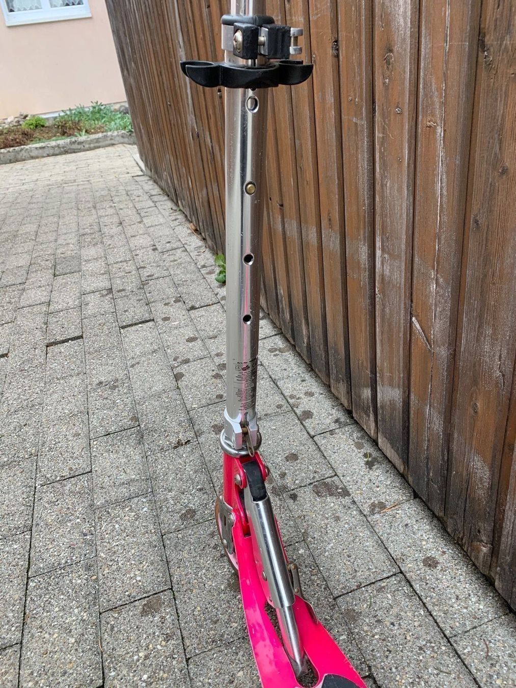 Veicoli per bambini: Scooter Pink – Usato da Wahlen b. Laufen venduto da Schneewytli 4
