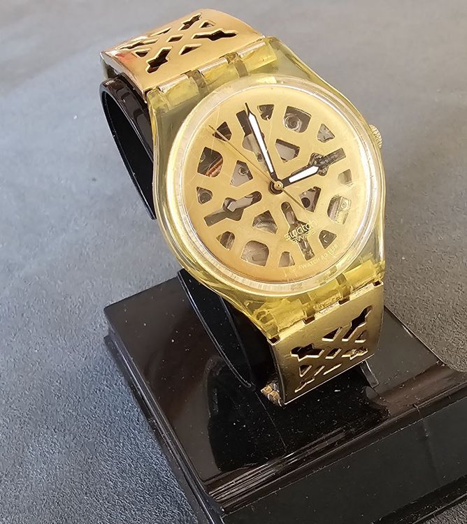 Swatch Orologi: Swatch swiss made Elegante Armbanduhr Unisex 34 mm – Usato da Speicher venduto da Swisswtch