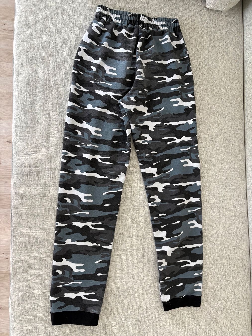 Pantaloni: Trainerhosen gr 146-152 – Usato da Egg b. Zürich venduto da dalanna 1