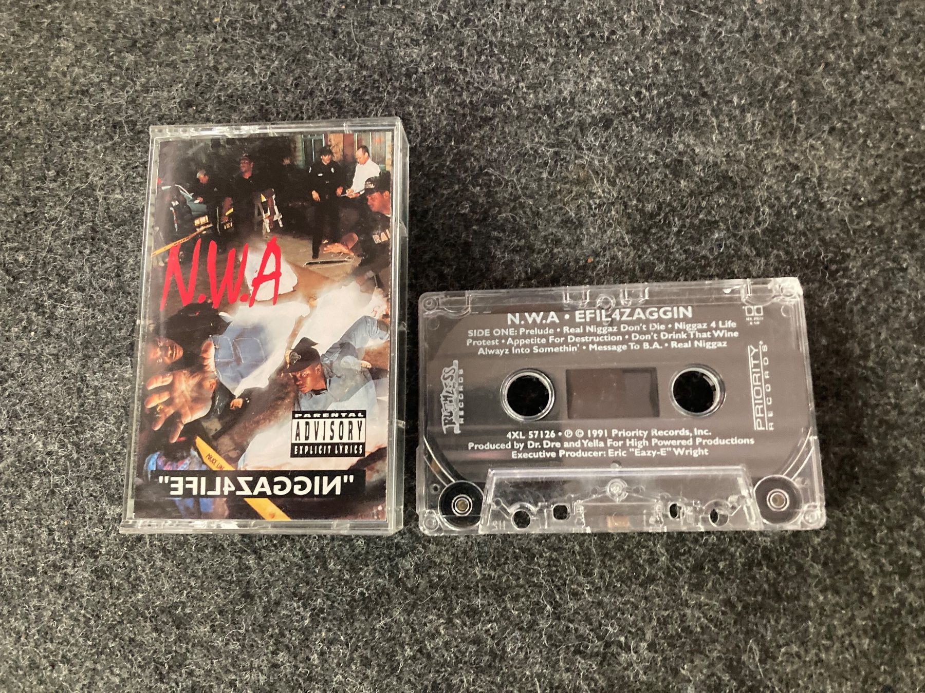 Musicassette: N.W.A. - Efil4zaggin (MC) – Usato da Fribourg venduto da Karushi 3