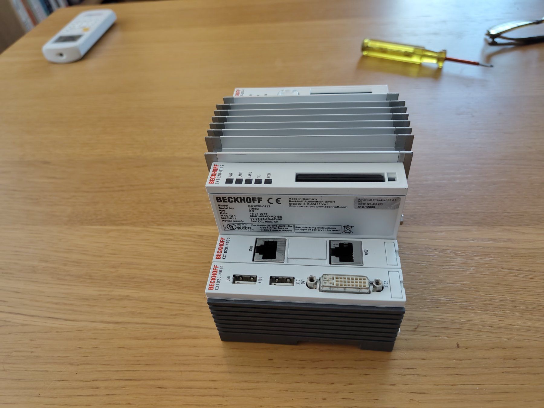 Beckhoff Componenti elettronici: Beckhoff CX1020-0112 CPU-Grundmodul + CX1100-0004 – Usato da Wiesendangen venduto da JohnDoe 3