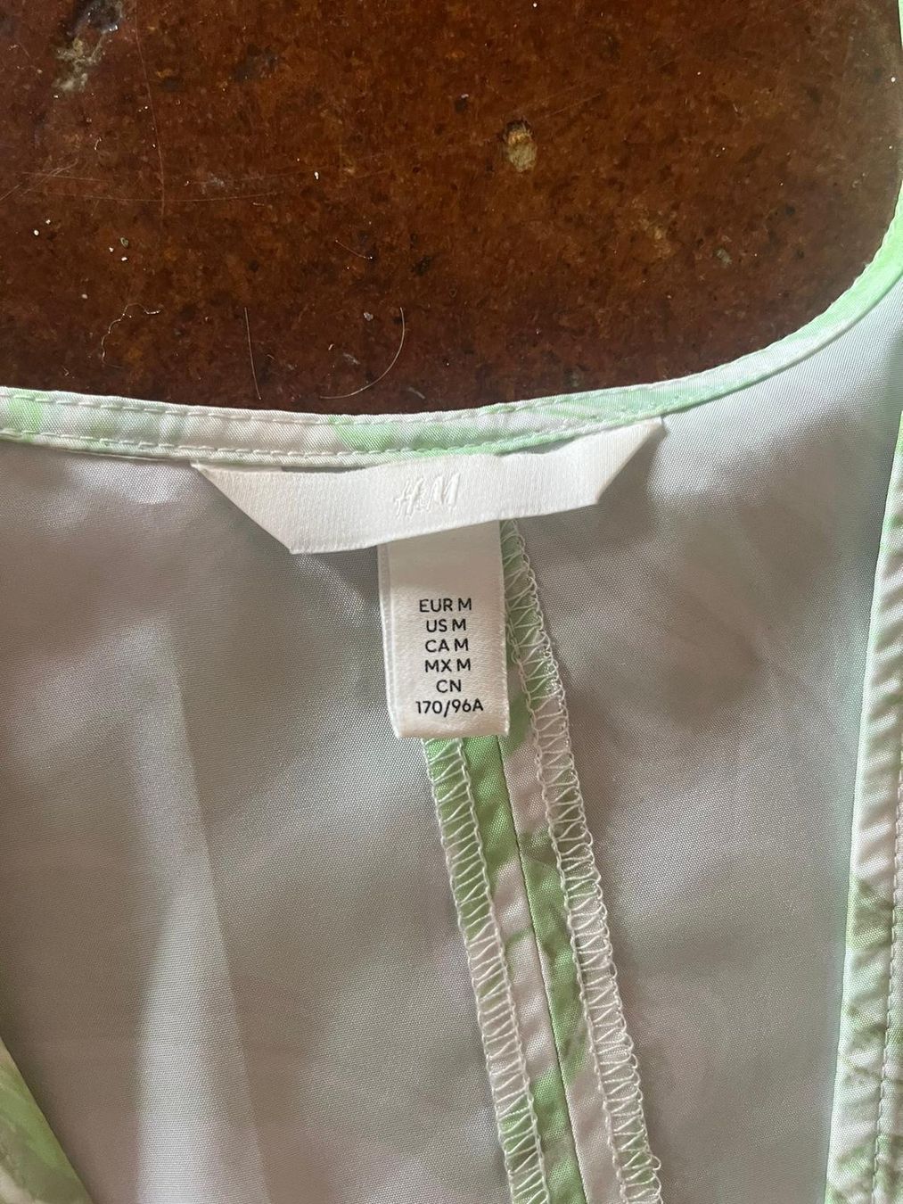 H&M Robes: H&M Kleid Gr.M – D'occasion à Aathal-Seegräben par Kati_Mey 1