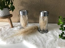 Kerzendekoration 2er Set inkl. Kerzen und frisches Pampagras