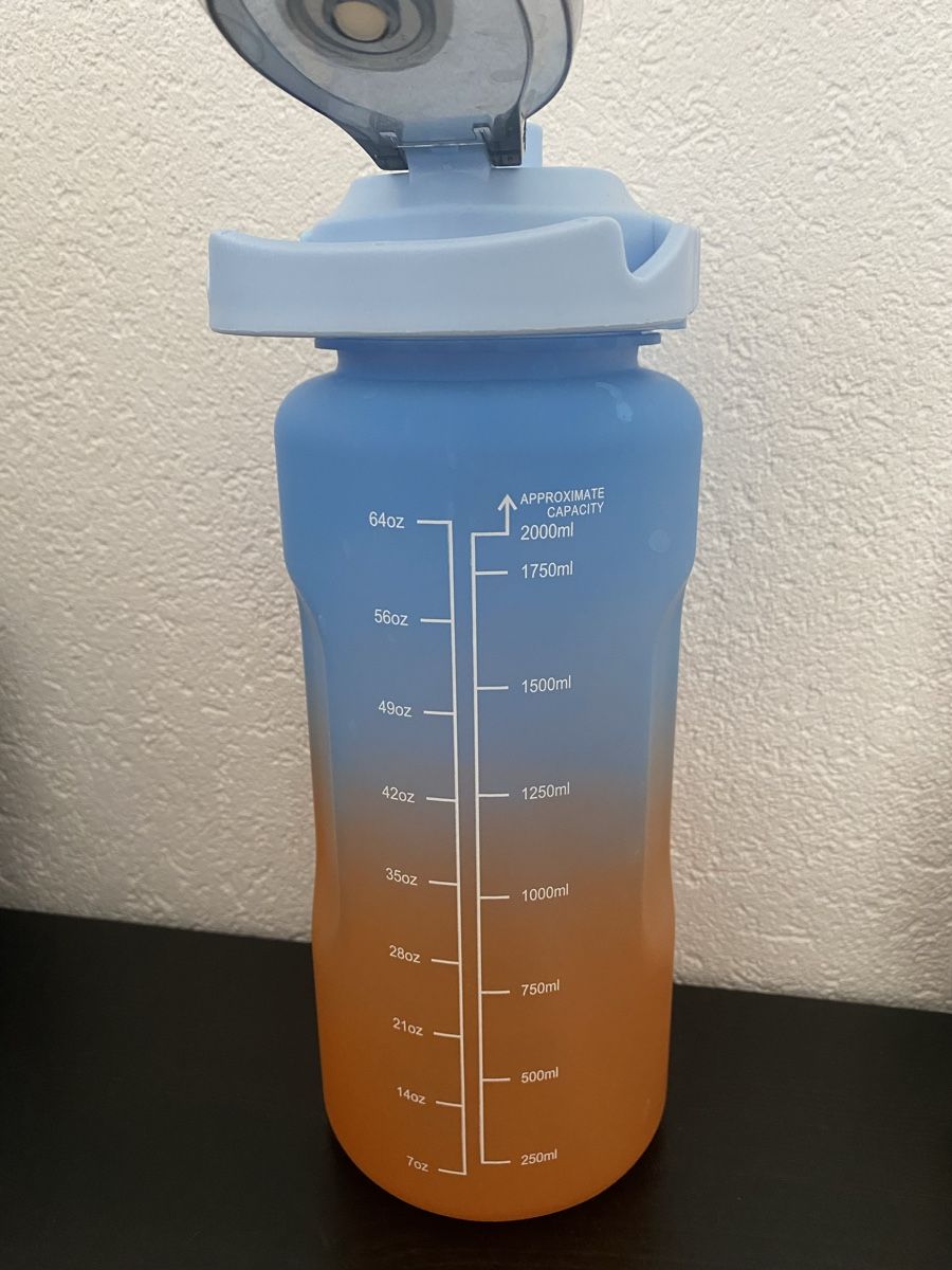 Borracce & Thermos: Trinkflasche 2 Liter mit Zeitmarkierung – Nuovo (secondo la descrizione) da Rizenbach venduto da flavia.p 2