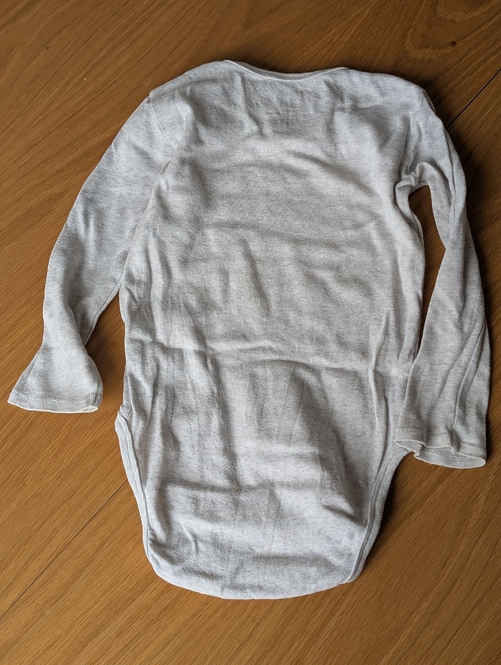 Lotti di vestiti: 3x Langarmbody Gr. 86/92 – Usato da Basel venduto da an_v7yj 8