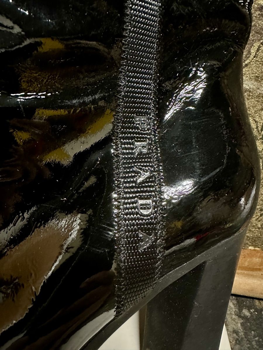Prada Scarpe da donna: Bottes PRADA vernis noir taille 36. – Usato da Genève venduto da Tom6 4