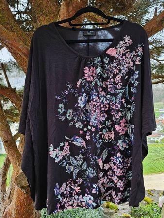 Tunika/Top weit Fledermausärmel,Blumen,Bonprix ,Gr. 40/42