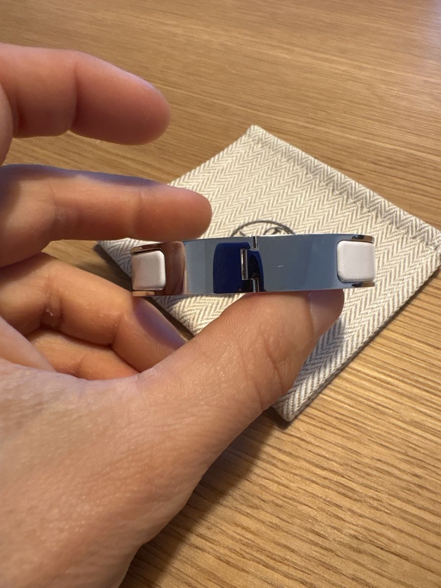 Hermès Armbänder & -reifen: Hermès H clic silver white – Gebraucht aus Zürich von sara_umpf 3