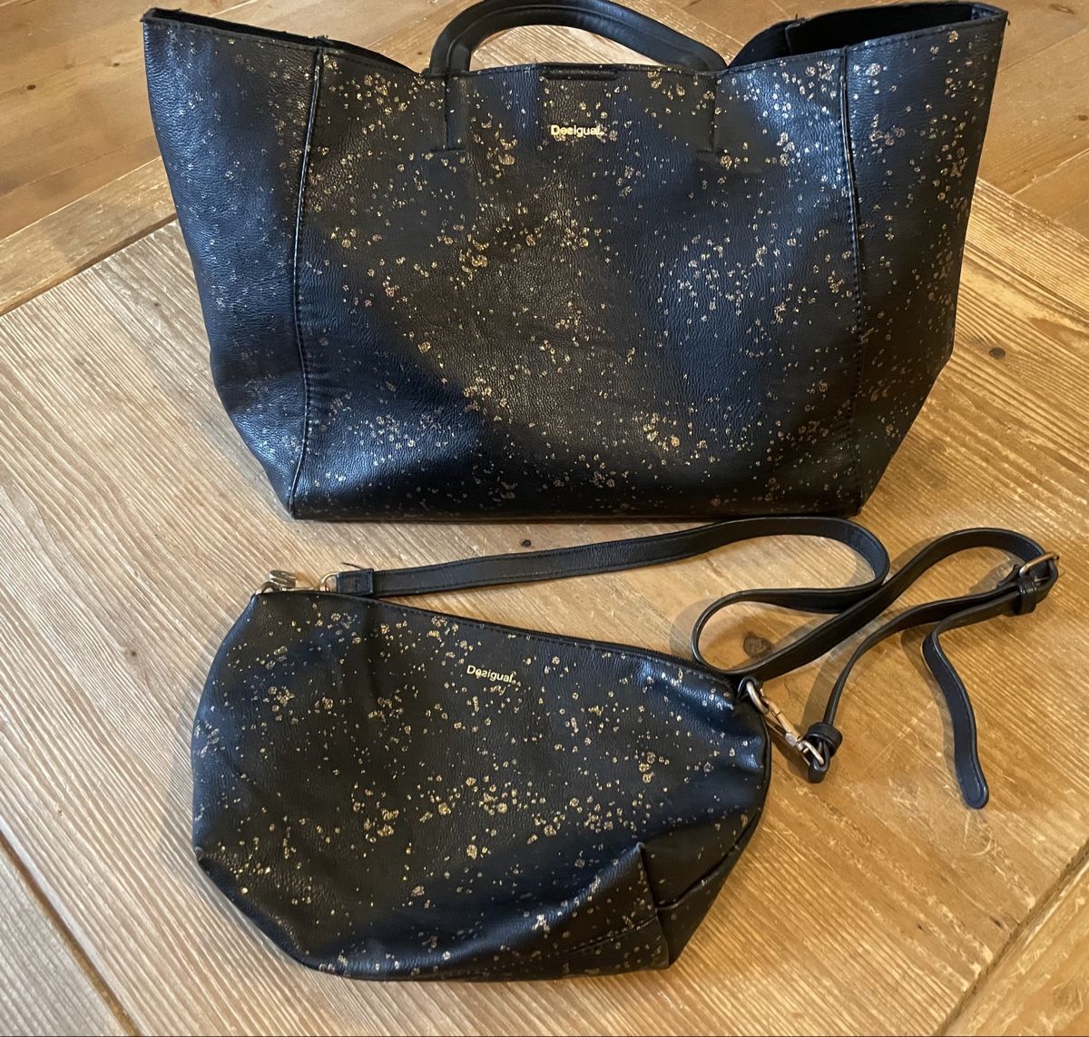 Desigual Borse da donna: Handtaschen Set von Desigual – Usato da Casaccia venduto da Abc0376
