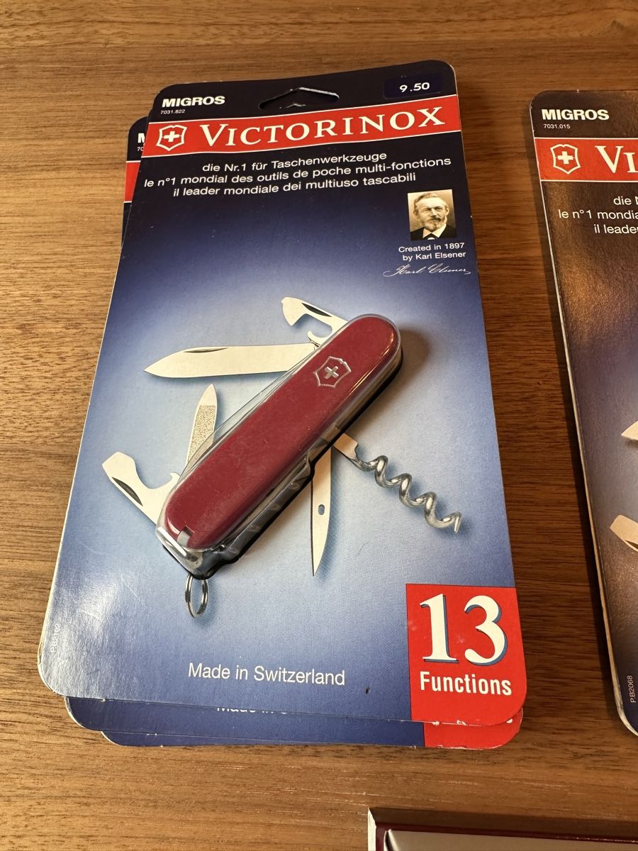 Victorinox Taschenmesser: 9 Victorinox Messer aus Nachlass – Gebraucht aus Mauren von meiedan 1