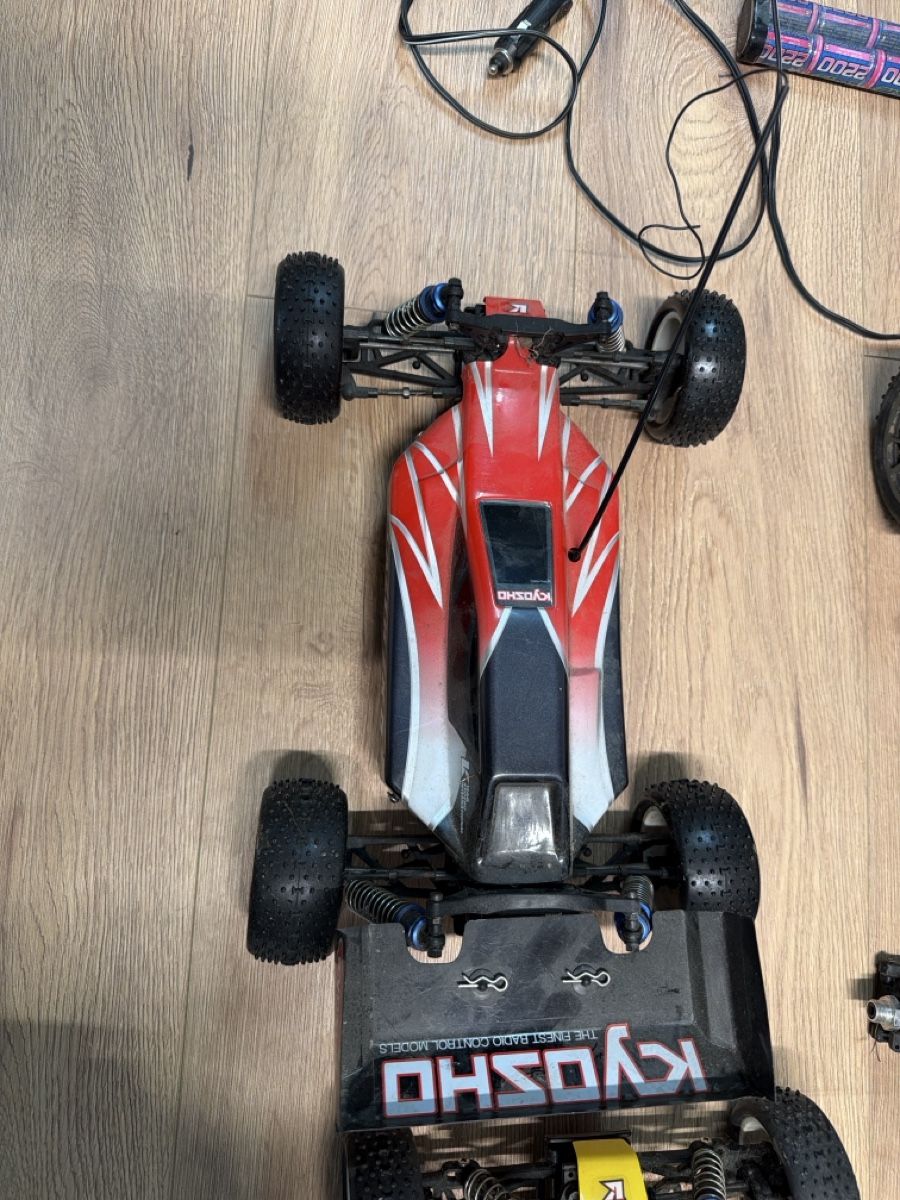 Kyosho Modellismo RC: Kyosho auto RC vintage: set – Usato da basel venduto da Swiss._.1978 2