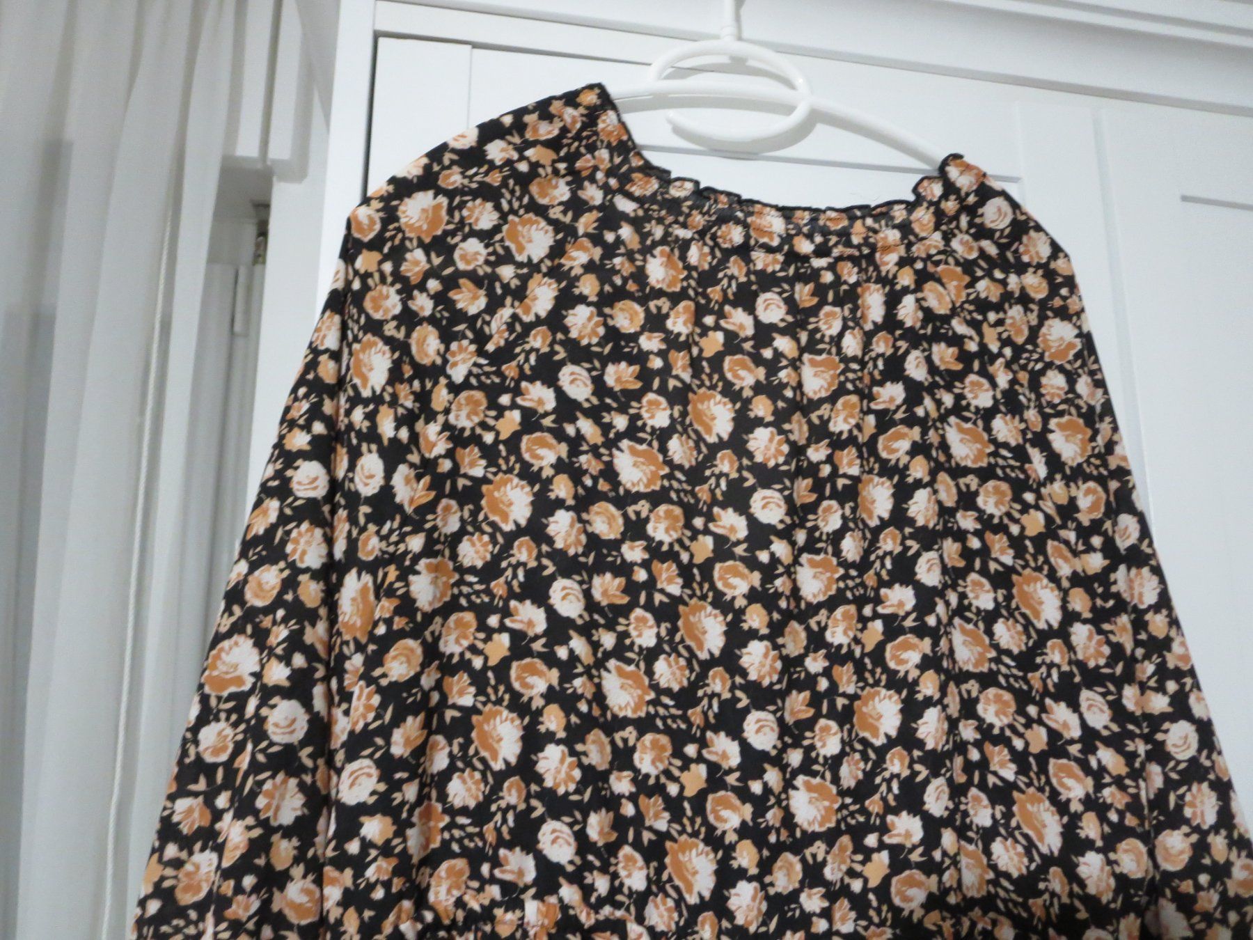 Zara Kleider: Damen Frühlings-Kleid /Gr. XS – Gebraucht aus Wallisellen von Arvenstube 5