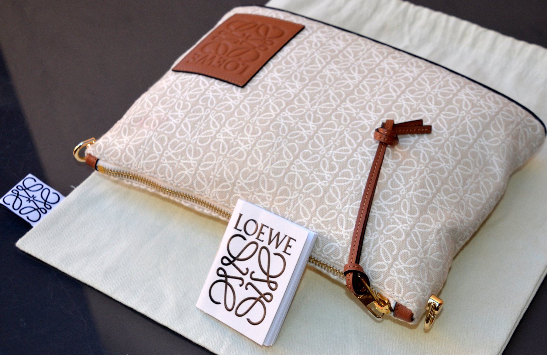Loewe Borse da donna: Loewe Pochette / Tasche / Clutch – Usato da Collonges venduto da Auganien 3