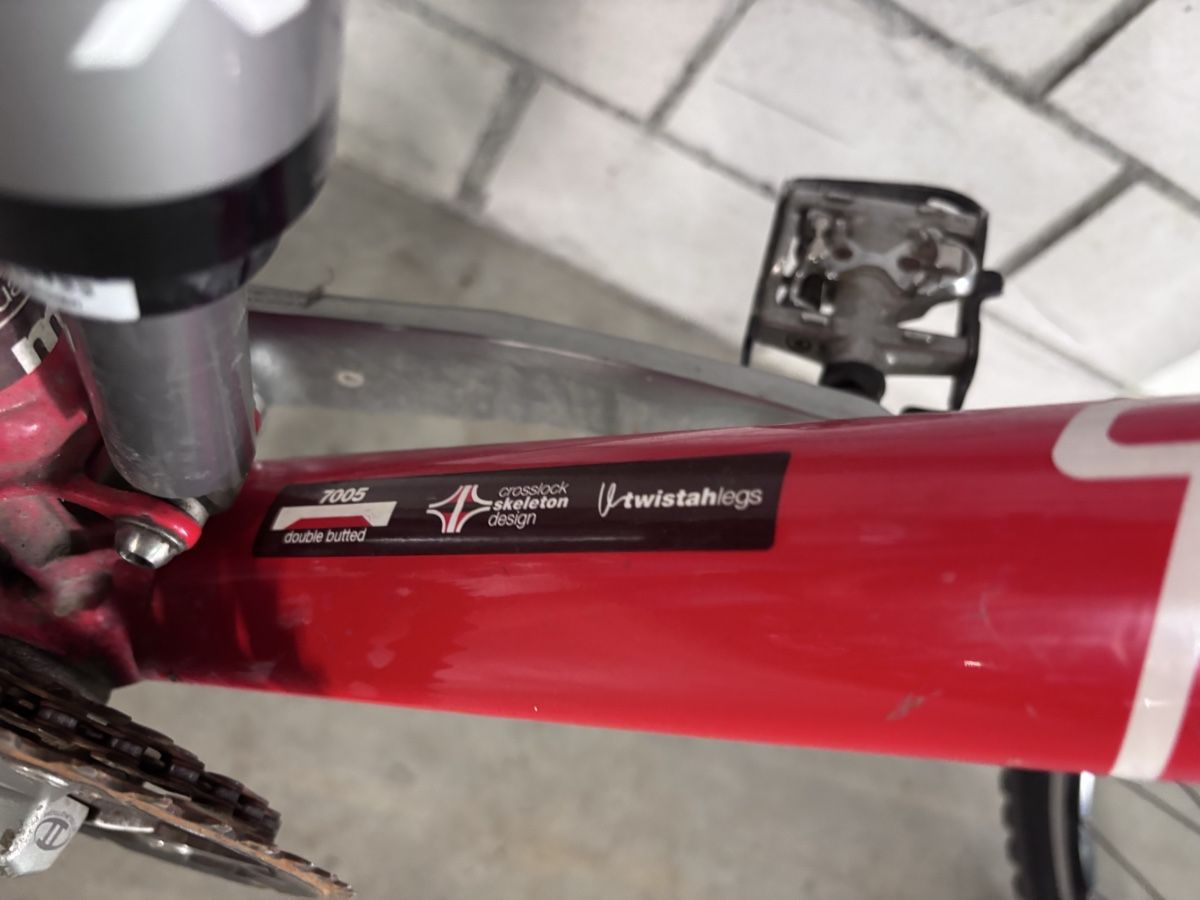 BMC Velos: BMC Fourstroke W02 – Defekt aus Bonstetten von swiss_diver 5