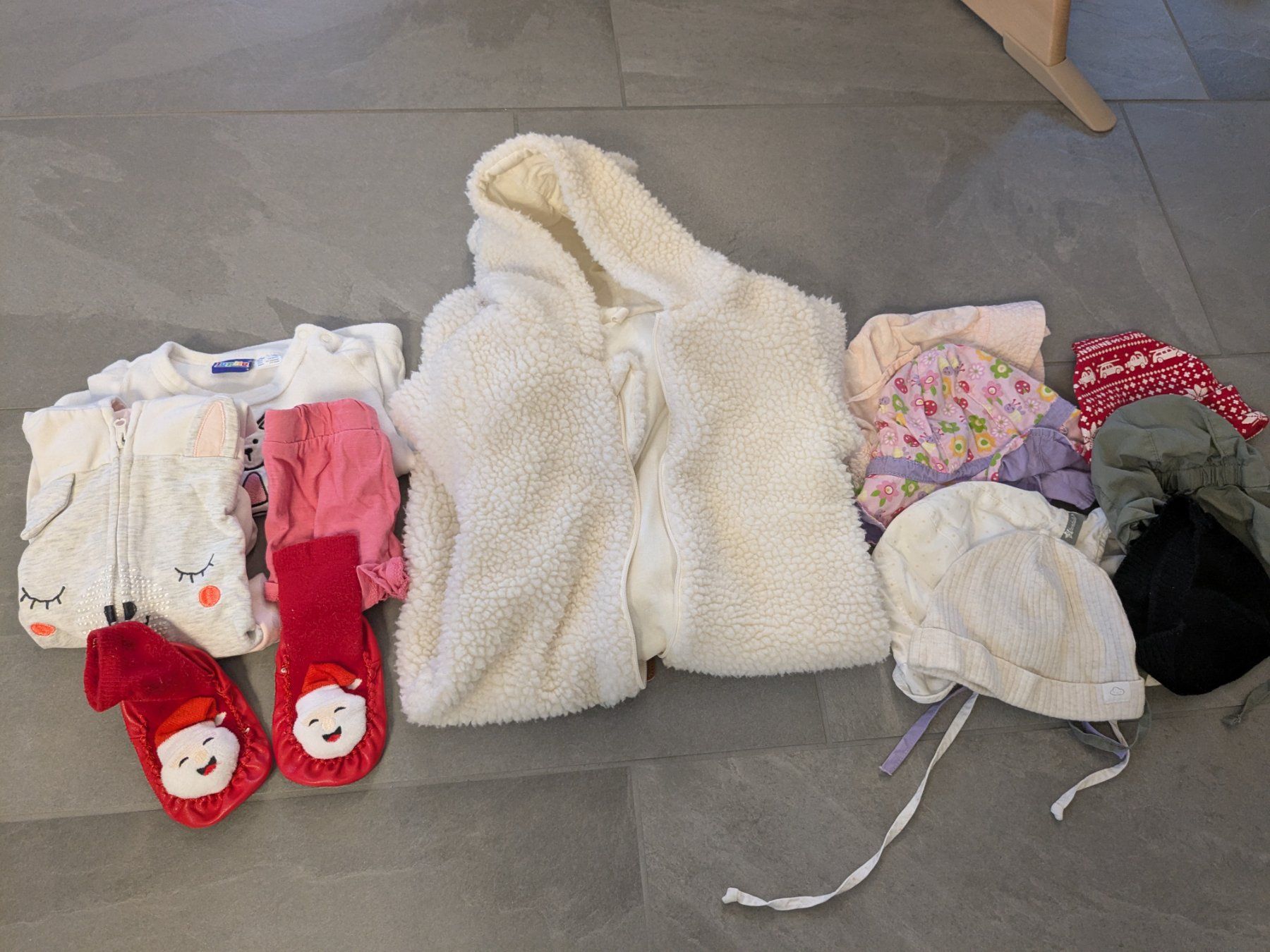 Lotti & Set di vestiti: Babykleider Mädchen 68 (2) – Usato da Siglistorf venduto da julian-w 2