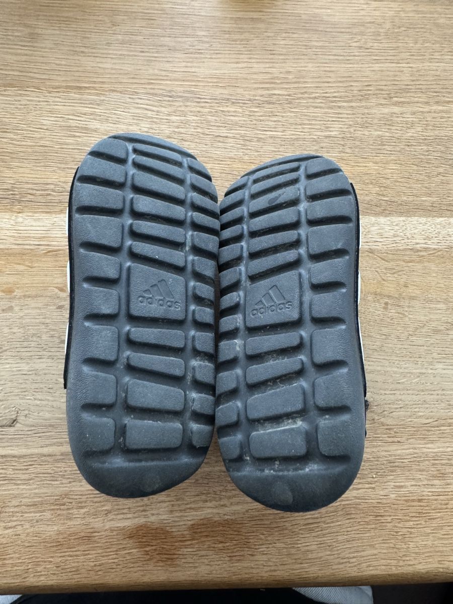 Scarpe per ragazzi: Sandalen – Usato da Tagelswangen venduto da Isa036 1