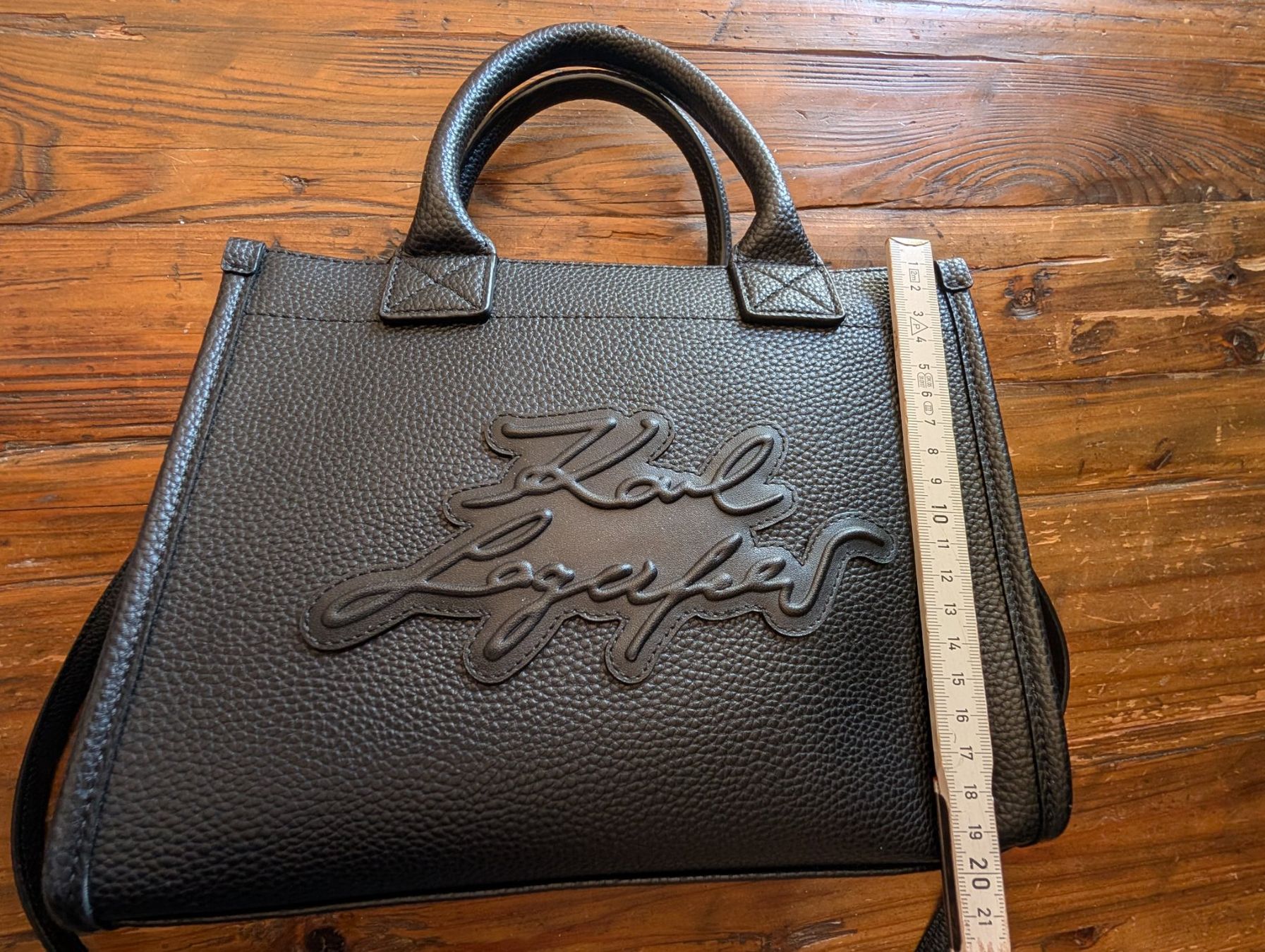 Karl Lagerfeld Taschen für Damen: KARL LAGERFELD sac noir cuir – Gebraucht aus Cheseaux-Lausanne von loscaptos