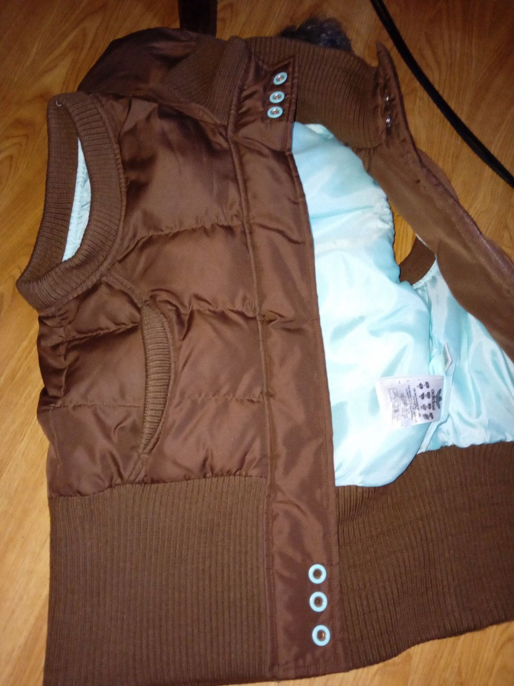 Adidas Gilet & Giacche senza maniche: gilet ADIDAS imbottito – Usato da Biasca venduto da Old_6blh 9