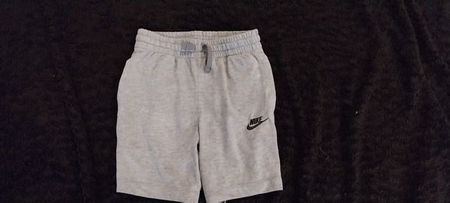 Turnhose Nike Gr. 122/128