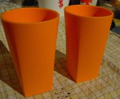 2 Trinkbecher