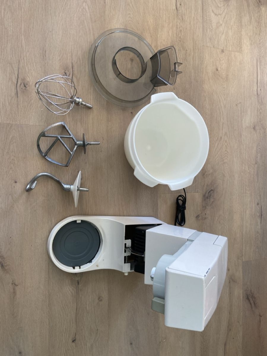 Kenwood Elettrodomestici da cucina: Kenwood Chef  – Usato da Hinwil venduto da haneschgo88